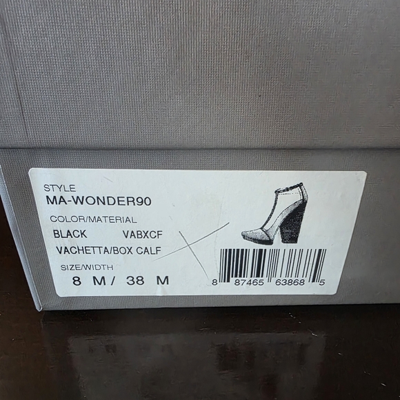 BCBGMAXAZRIA Black Women's Heels - Picture 6 of 7